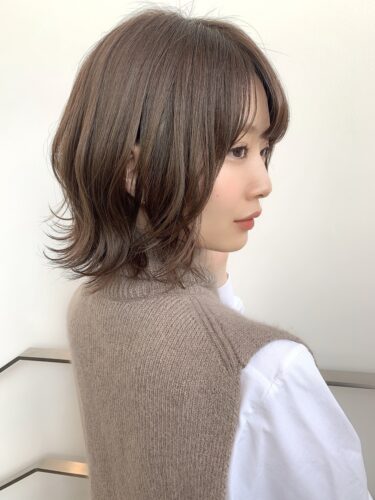 レイヤー無しとレイヤーのヘアスタイルの違いについて