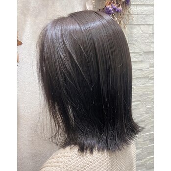 京都 烏丸御池 美容室 女性スタッフ ヘアカラー ピンク シアーカラー